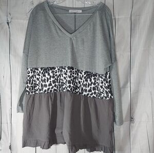 Misslook Gray and Black Women's V-Neck Oversized Babydoll Top